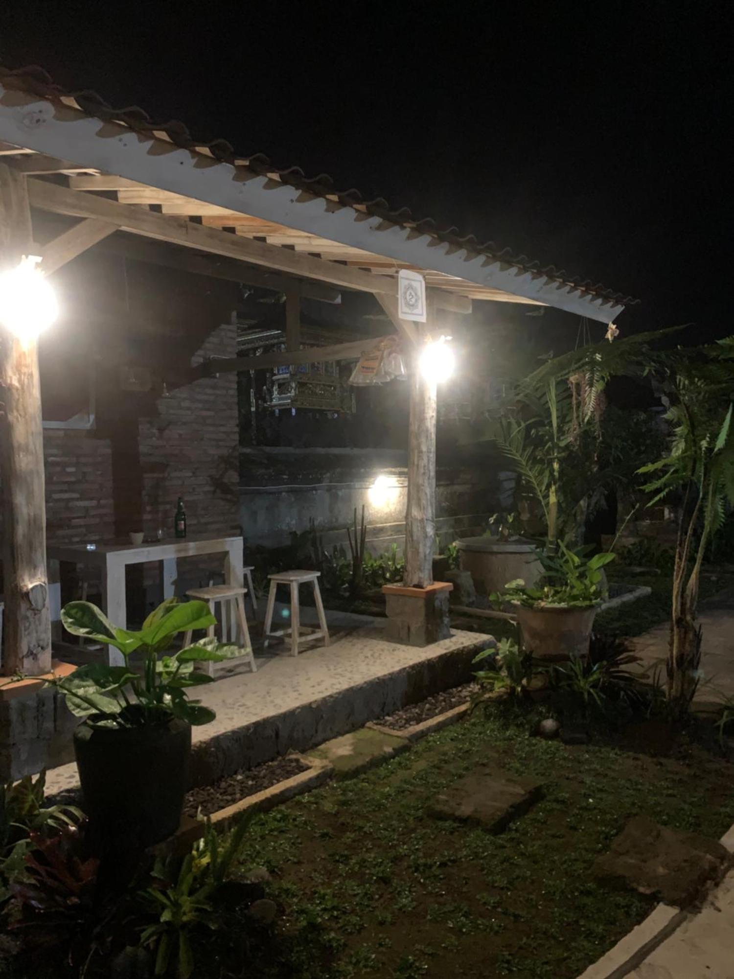 Ambara Guest House Tampaksiring Exterior photo